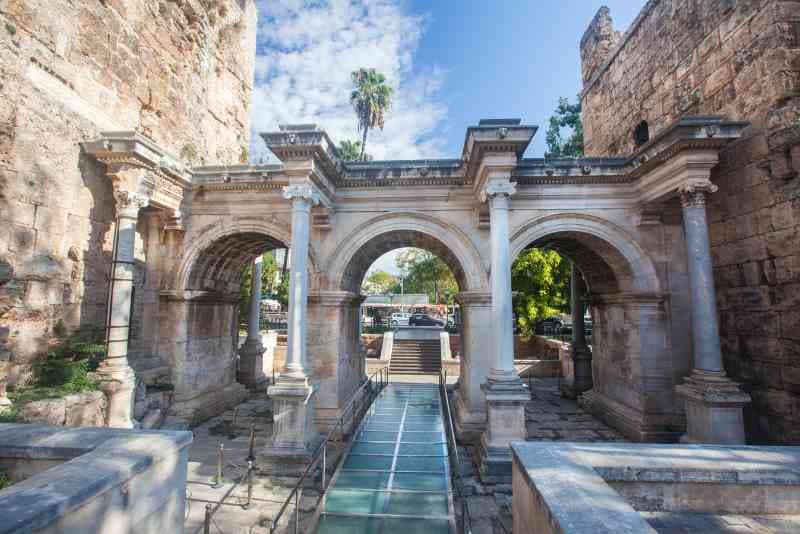  Hadrian's Gate
