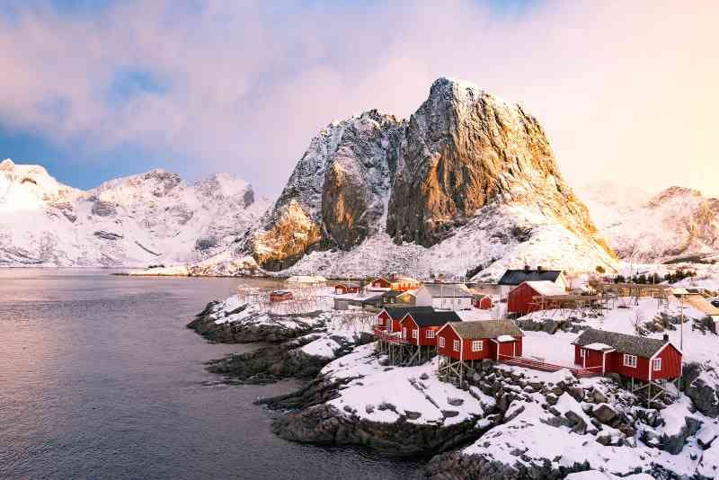 Romantic Norway In A Nutshell: Honeymoon Tour Package