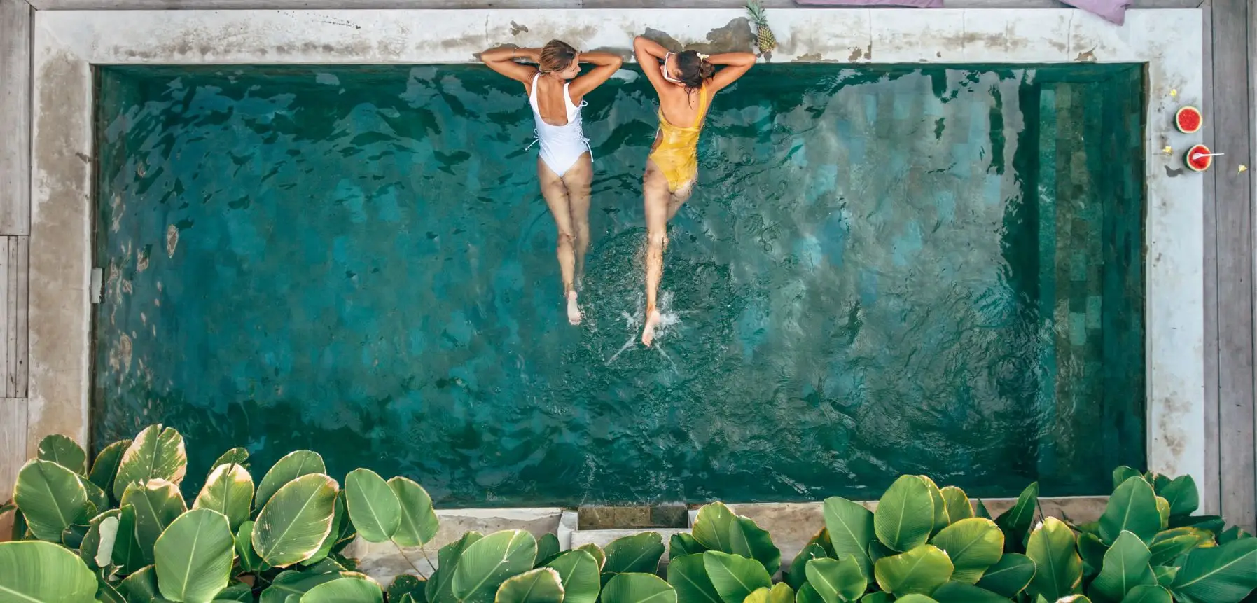 private pool villai