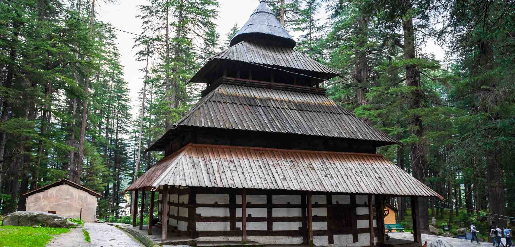 Visit the Hadimba Temple