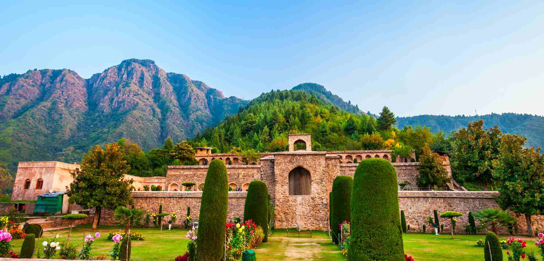 Visit Pari Mahal